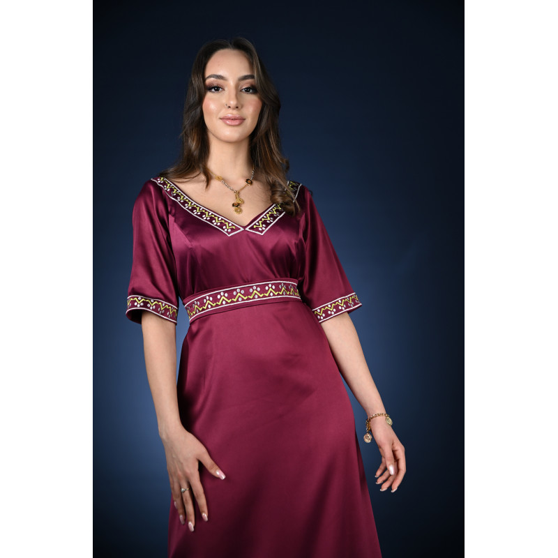 Tiziri - Robe avec broderie Tiziri - Robe avec broderie